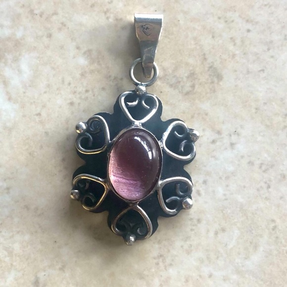 Vintage Jewelry - Vintage Taxco sterling Silver Pendant with purple Glass